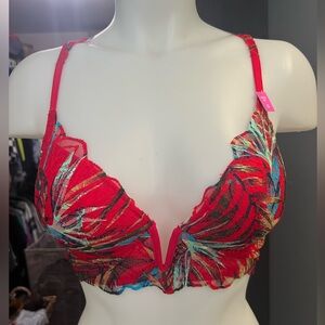 NWT PINK Red Lace Date Push Up Bra